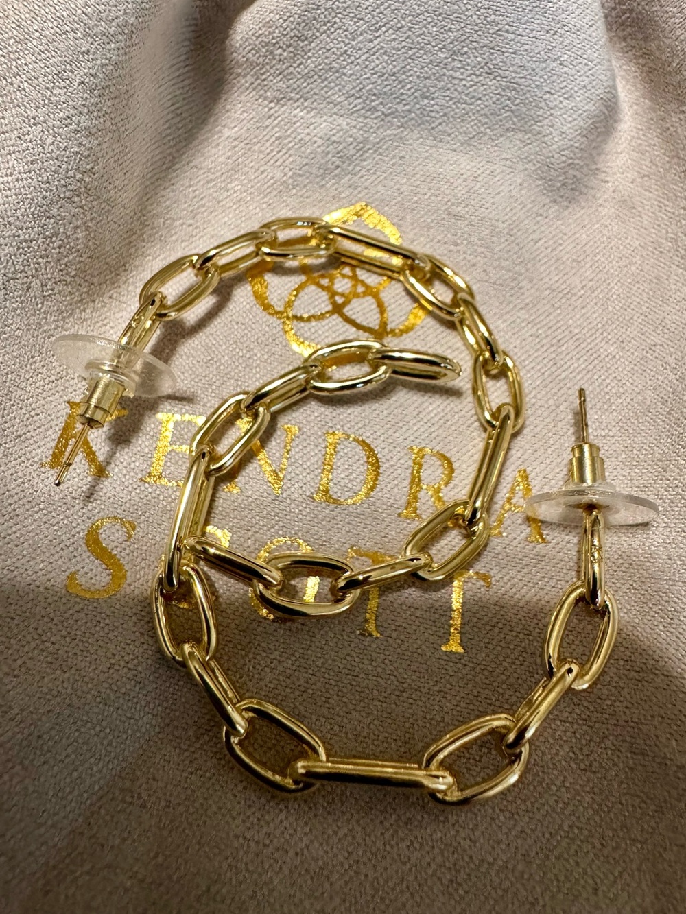 Kendra Scott Ryder Hoop Earrings - Picture 4 of 4